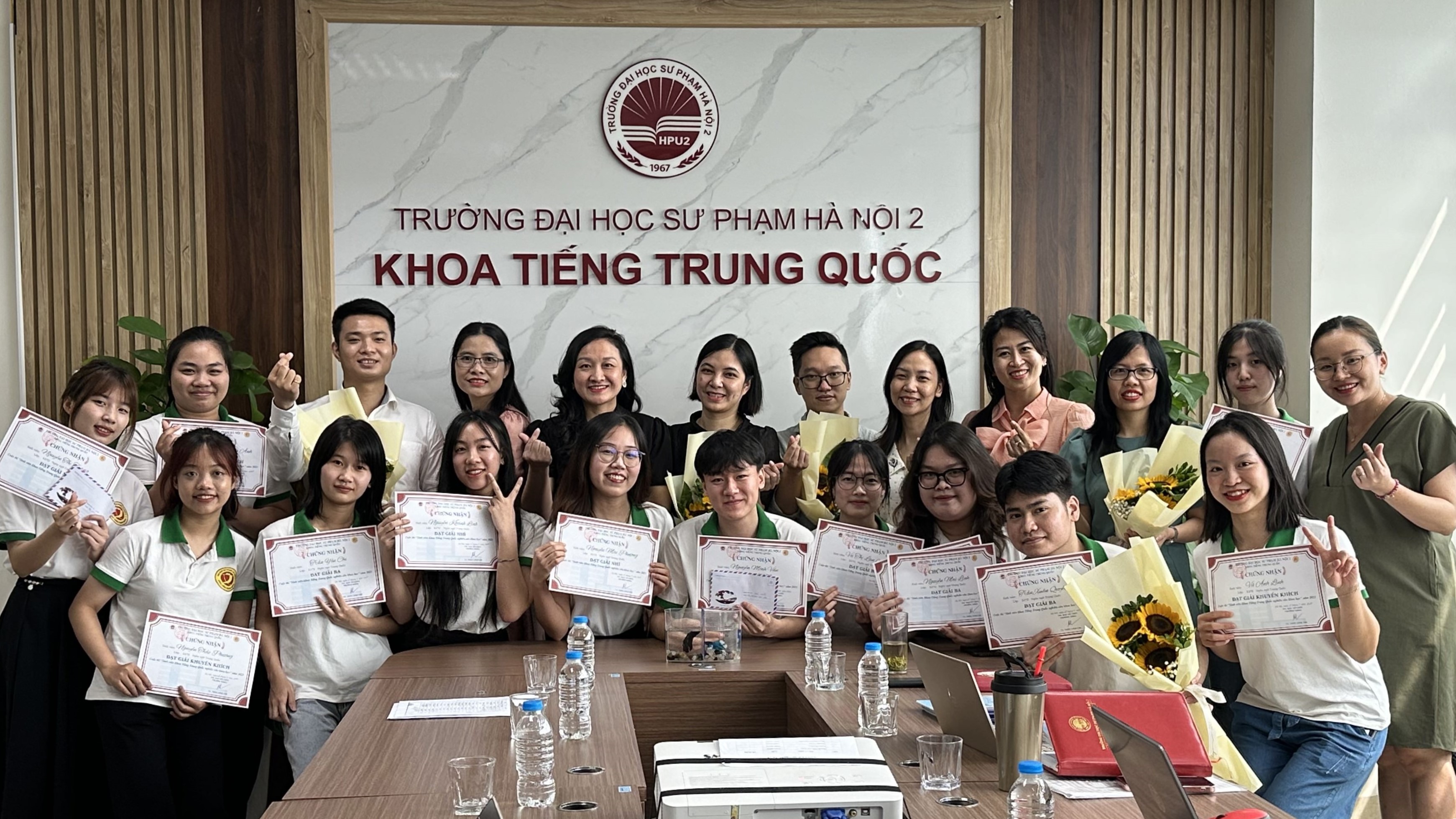 LỄ TỔNG KẾT VÀ TRAO GIẢI CUỘC THI “SINH VIÊN KHOA TIẾNG TRUNG QUỐC NGHIÊN CỨU KHOA HỌC, NĂM HỌC 2023 – 2024”